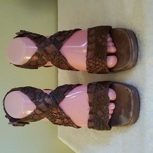 Arnold Churgin Itallian Leather Sandal With Netting Embellished Size 7